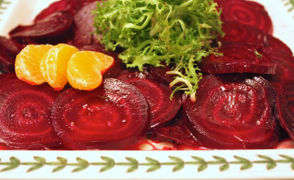 Beet salad with orange